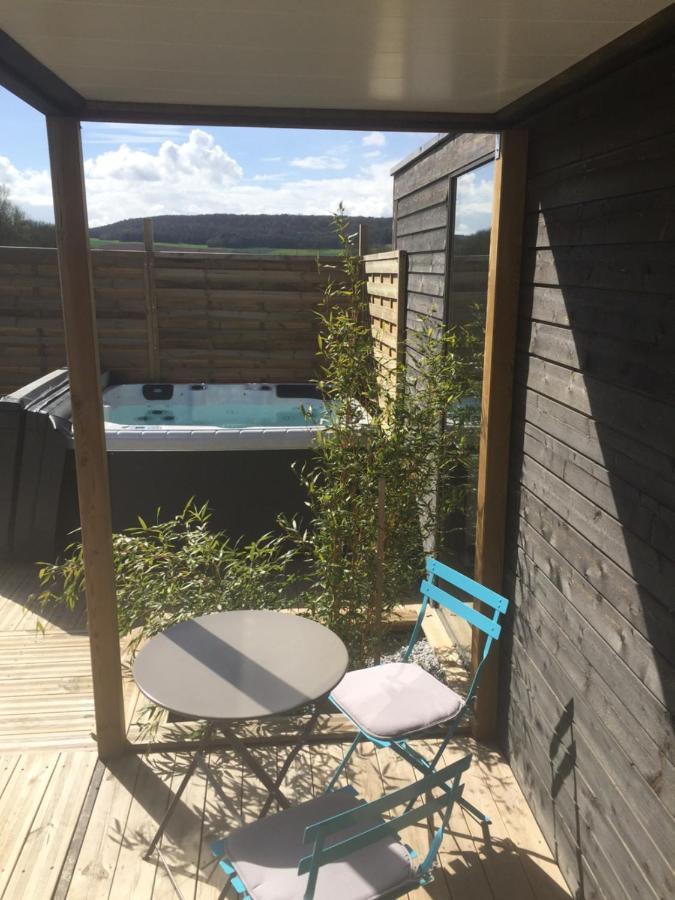 Les Nuits Insolites De La Mothe - Hebergement En Bulle Ou Tiny House Avec Spa Privatif Outremecourt Экстерьер фото